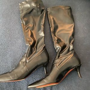 Donald J Pliner Tall Pull on Heeled Boots. Black. Size 6.5. Made in Italy.
